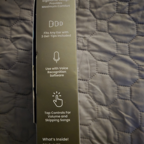 Wireless ear buds - Picture 3 of 3